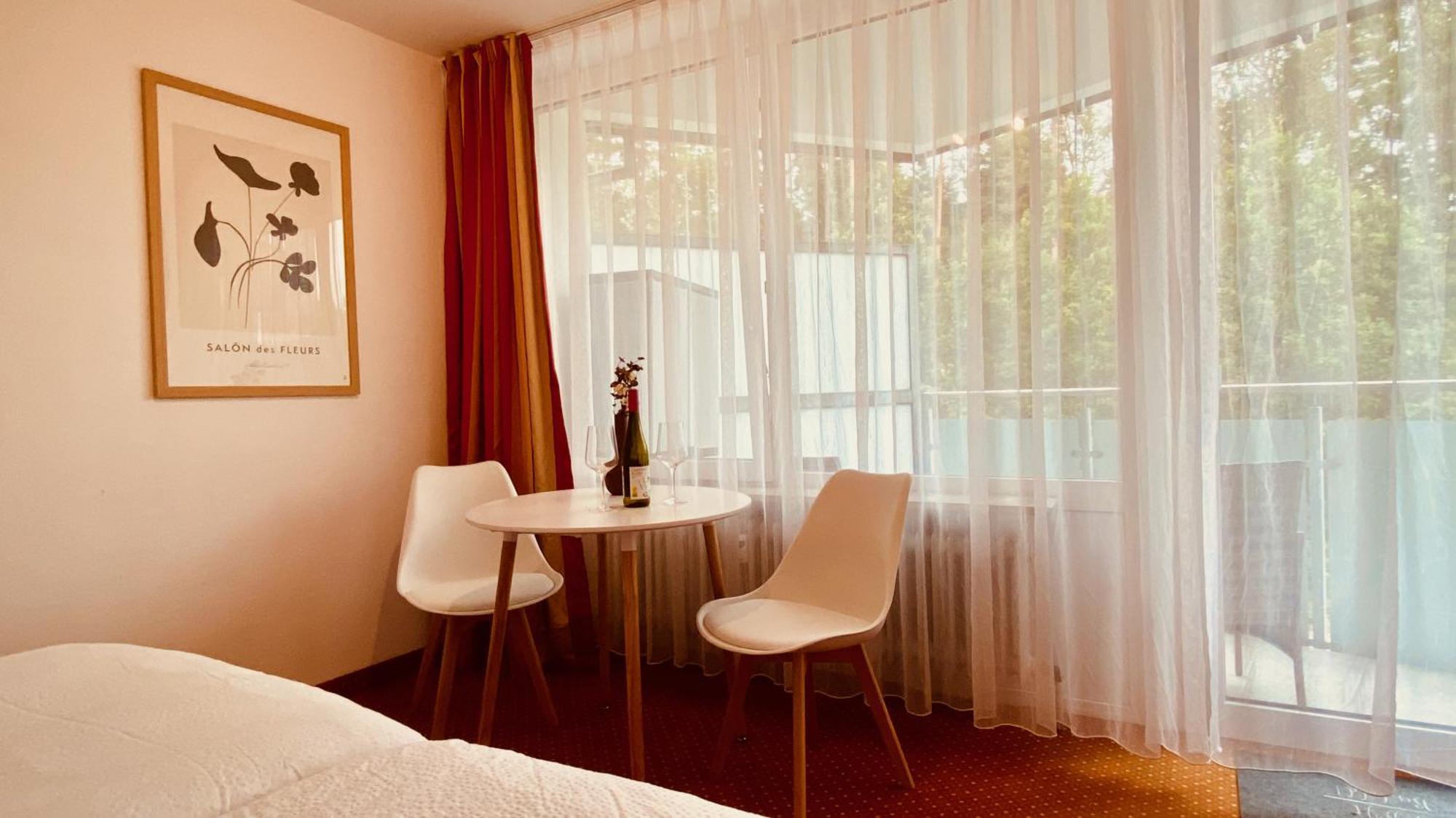G&P Housing Apartments Mit Kueche & Balkon & Highspeed Internet- Comfort アルテンシュタイク エクステリア 写真